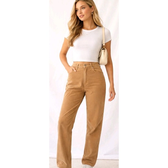 Hollister Denim - Hollister Size 5 Ultra High-rise Y2K Mom Pant 100% Cotton Corduroy 27